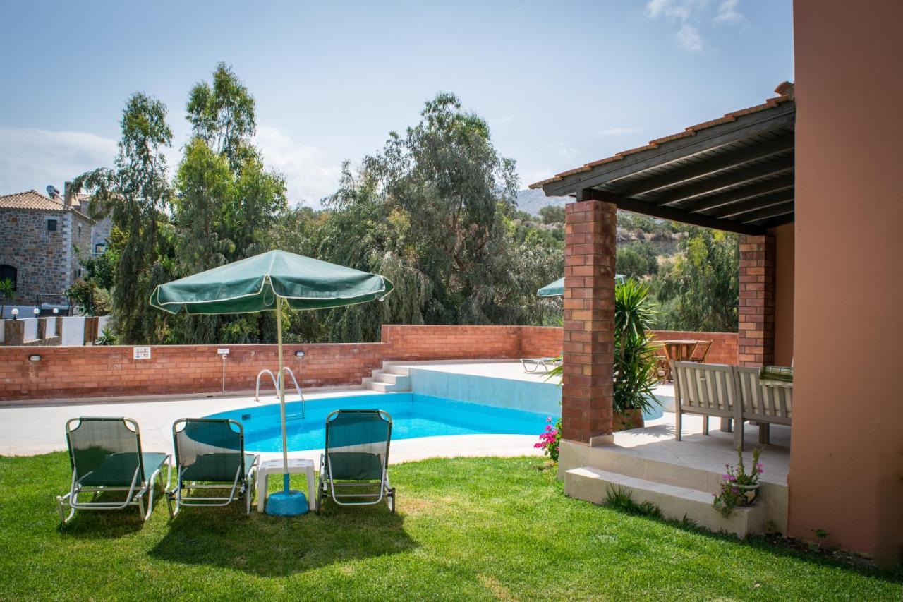 Niriides Luxury Villas Hersonissos  Zewnętrze zdjęcie