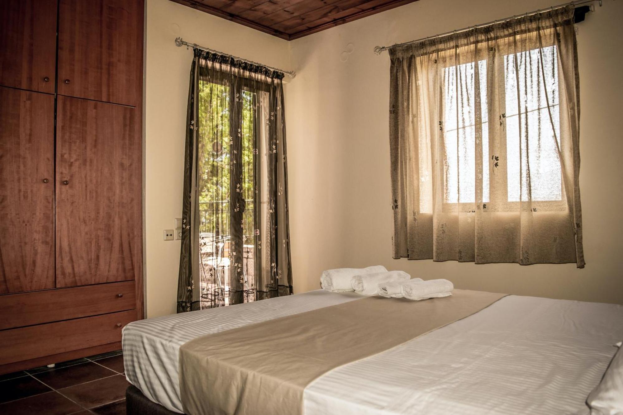 Niriides Luxury Villas Hersonissos  Zewnętrze zdjęcie